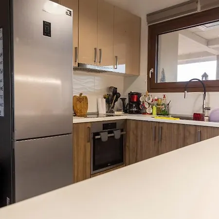 דירה Excellent House טריקלה