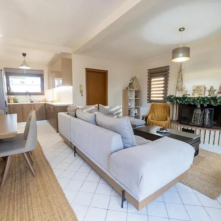 Excellent House * טריקלה