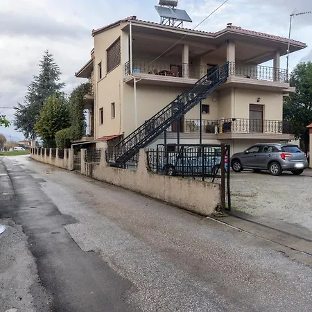 아파트 Excellent House